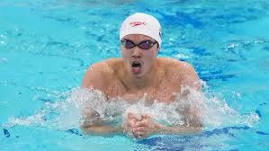 曼城：多纳鲁马、努内斯、迪亚斯、格瓦迪奥尔、奥赖利、罗德里、贝尔纳多、赖因德斯、福登、谢尔基、哈兰德